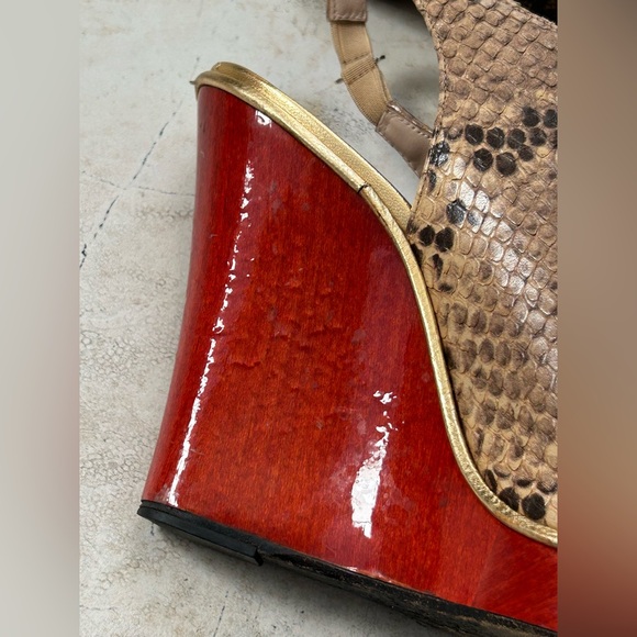 Dries Van Noten Python Snakeskin Sandals Platform Wedge Pumps Peep Toe
Size 39.5 - Picture 9 of 16